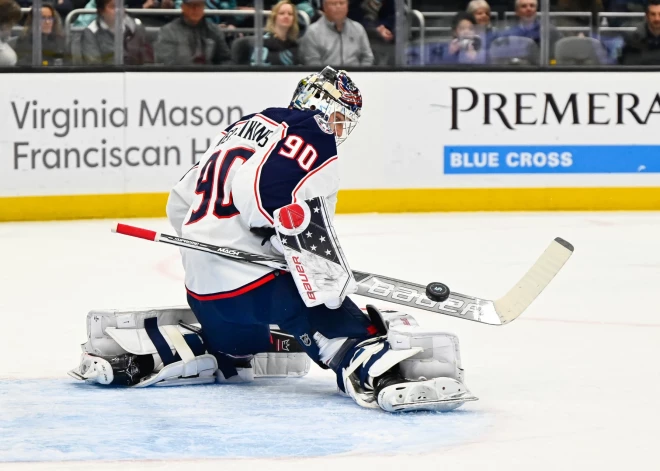 Merzļikinam 29 atvairīti metieni sāpīgā "Blue Jackets" zaudējumā