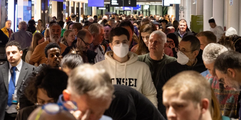 Minhenes un Frankfurtes lidostas streika dēļ atceļ visus piektdien paredzētos pasažieru reisus