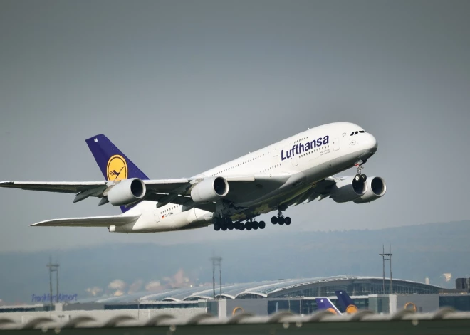 "Lufthansa" atsāk lidojumus