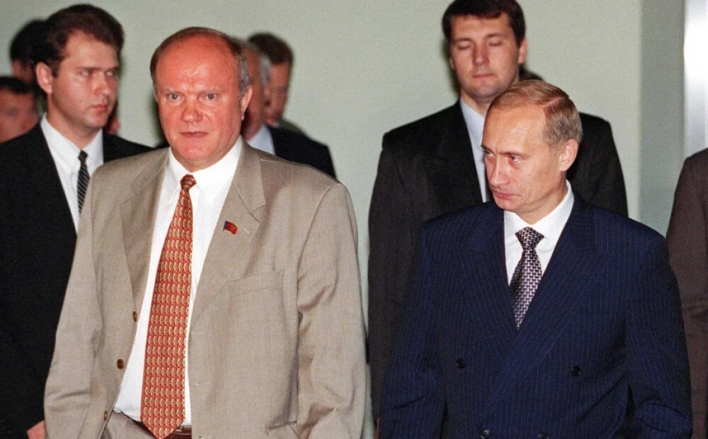 Krievijas komunistu līderis Zjuganovs paziņo, ka viņam naktīs zvana Putins