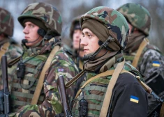 Pirmie Ukrainas karavīri pabeiguši ASV apmācības kursu Vācijā