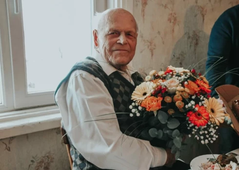 Talsos un Valmierā sveic joprojām možos simtgadniekus