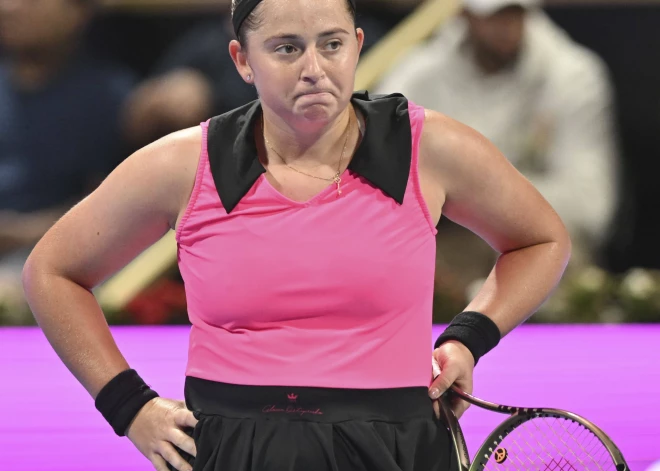 Ostapenko WTA rangā noslīd uz 20. pozīciju