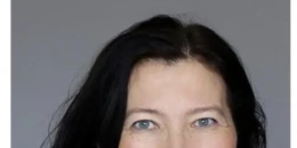 Liene Sondore ir sertificēta uztura speciāliste. Konsultē par veselīga uztura pamatprincipiem topošās māmiņas un viņu ģimenes gan pirms grūtniecības plānošanas, gan grūtniecības un zīdīšanas laikā. Konsultē arī par veselīgu veģetāru un vegānu ēdienkarti;  par ēdienkartes plānošanu pie dažādām saslimšanām – diabēta, sirds/asinsvadu  slimībām, virssvara, ēšanas traucējumiem u.c.