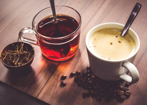Ar tēju un kafiju veselību var arī sabojāt! Svarīgāko stāsta uztura speciāliste