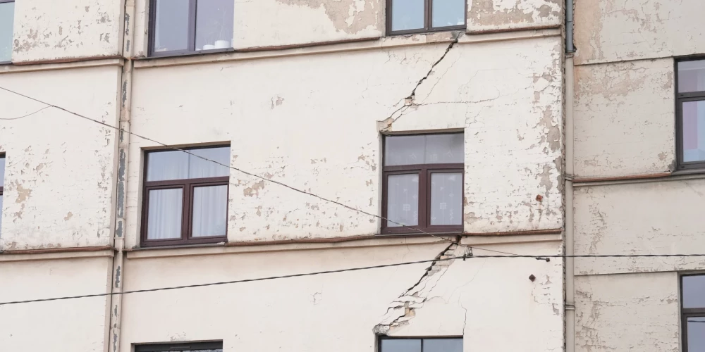 Жители поврежденных зданий смогут взять предметы первой необходимости. 