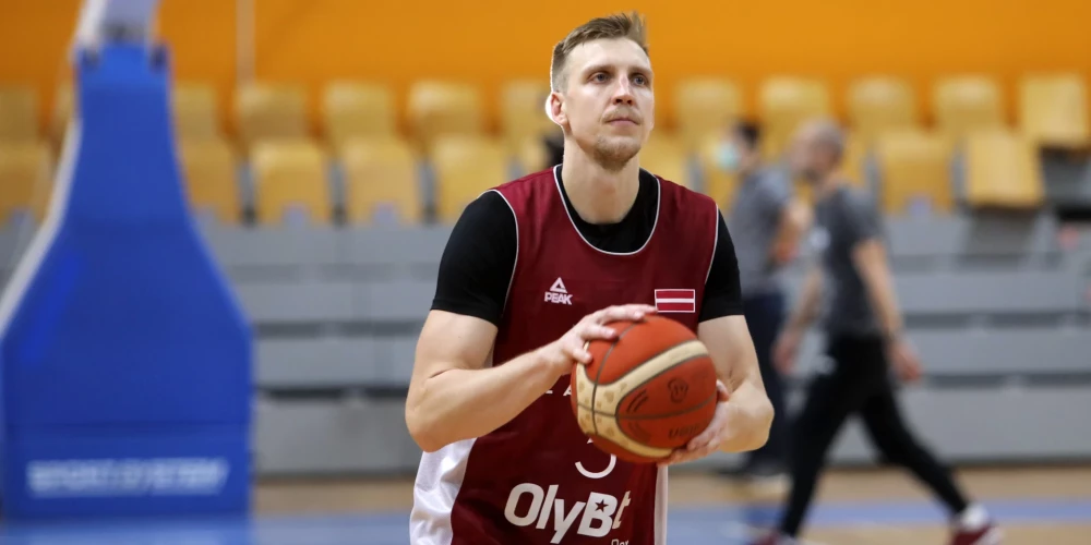 Latvijas basketbola izlase paliek arī bez Mareka Mejera