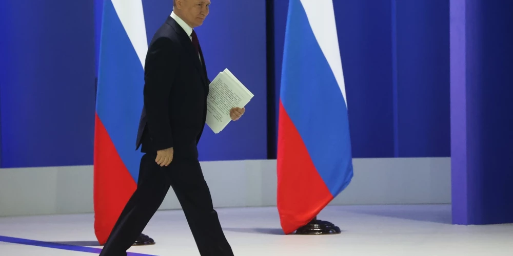 Kopumā Krievijas vadonis savā uzrunā Federālajai asamblejai neizcēlās ne ar ko. Kas īpaši svarīgi - nebija nekādas konkrētības par to, kas būtu darāms Ukrainas jautājumā. Tas viss, neskatoties uz tuvojošos 24. februāri, kas ir Krievijas uzsāktā kara gadadiena.