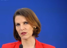 Austrijas Eiropas Savienības lietu ministre Karolīne Edštadlere.