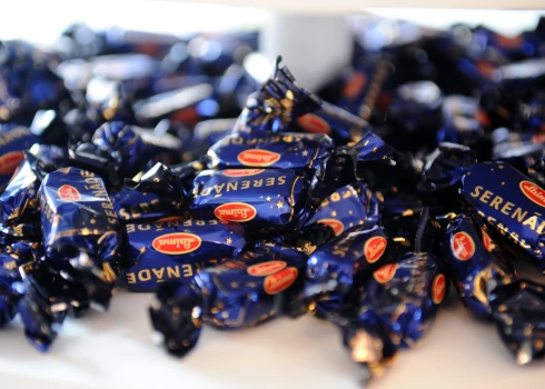 Saldummīļi kritizē konfekšu "Serenāde" šokolādi. Ko par to saka pati "Laima"?