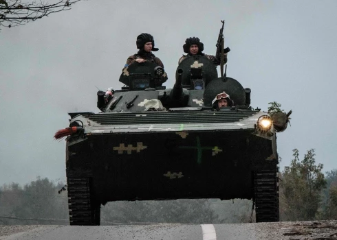 Krievi gatavo provokācijas Ukrainas ziemeļos, fiksēta bruņutehnikas kustība, norāda Ukrainas armija