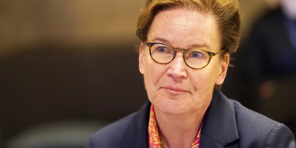 Eiropas Vērtspapīru un tirgu iestādes priekšsēdētāja Verena Rosa.