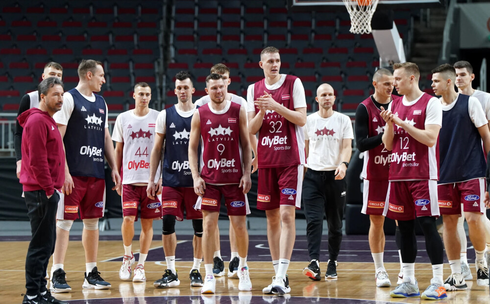 Latvijas vīriešu basketbola izlase uz PK kvalifikācijas spēli ar Turciju dodas atjauninātā sastāvā
