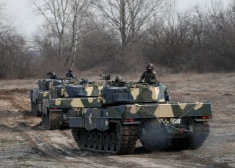 Spānija varētu palielināt Ukrainai apsolīto tanku "Leopard 2A4" skaitu