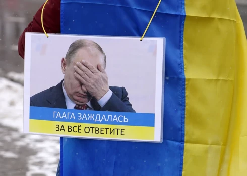 ФОТО: в Риге прошел митинг под лозунгом "Победу - Украине! Свободу - России!"