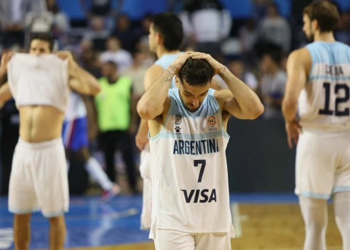 Zvaigžņotā Argentīnas basketbola izlase nekvalificējas Pasaules kausa finālturnīram