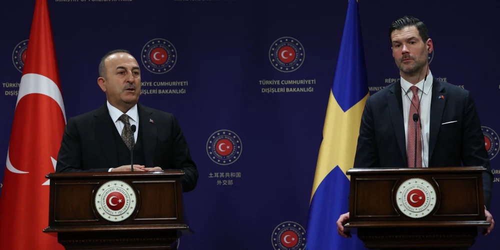 Eksperts: sarunās ar Turciju par Zviedrijas nodomu iestāties aliansē ir iestājusies neliela pauze
