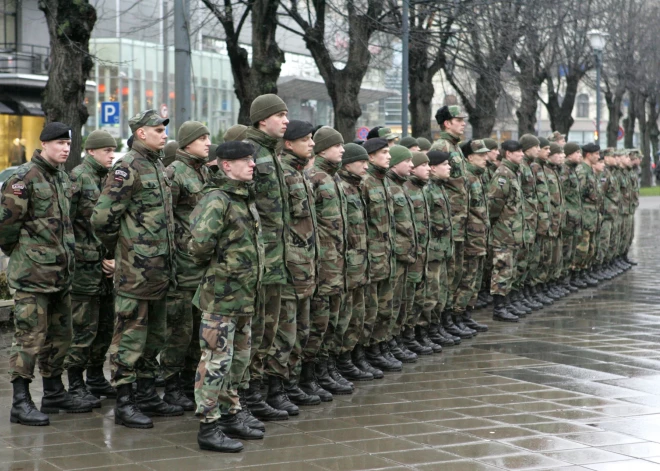 В Риге будут протестовать против введения обязательной военной службы