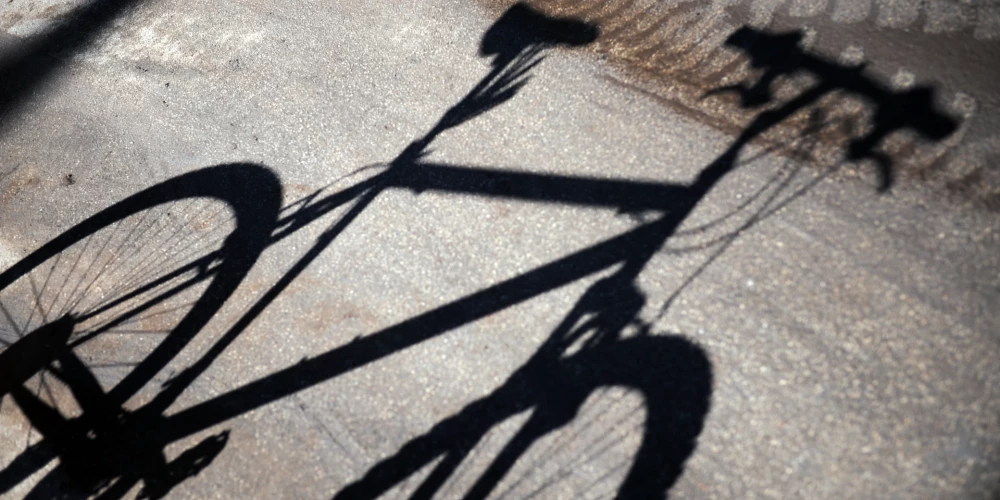 Velosipēda ēna.