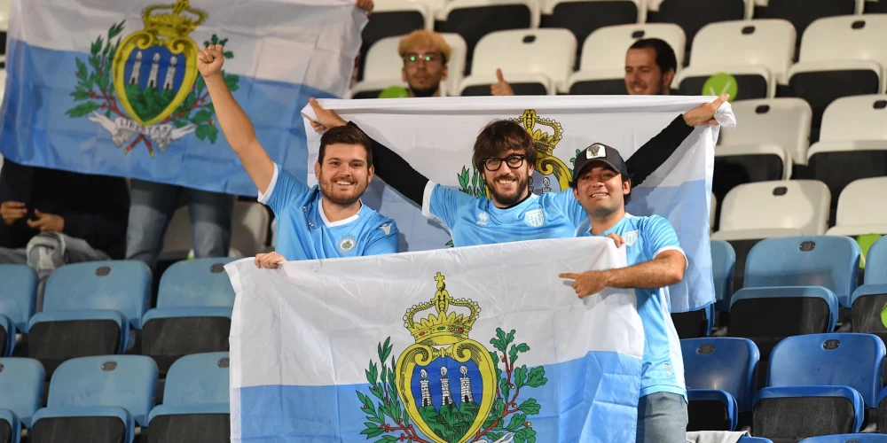 Gaišā Sanmarīno Republika ir valsts Dienvideiropā, kuru no visām pusēm ierobežo Itālija. Sanmarīno ir anklāvs. Tā atrodas starp diviem Itālijas reģioniem — starp Emīliju-Romanju un Marki. Netālu no valsts atrodas Itālijas pilsēta Rimini, kas atrodas Adrijas jūras krastā. Sanmarīno ir vecākā joprojām eksistējošā republika pasaulē. Tradicionāli uzskata, ka tā dibināta 301. gada 3. septembrī.