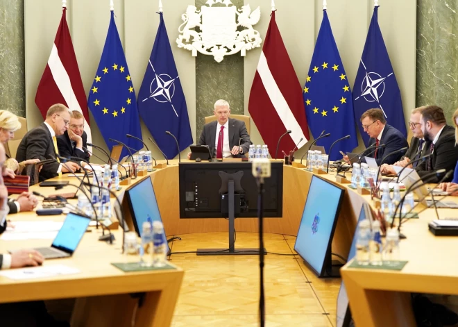 Страсти вокруг бюджета: предложения оппозиции отвергнуты; Кариньш призвал к отставке неготовых к реформам министров