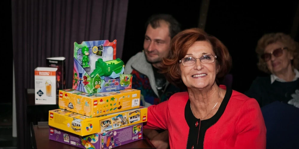 Šodien īpaši suminām aktrisi Olgu Dreģi!