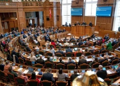 Парламент Дании проголосовал за отмену статуса Великого дня молитвы, отмечавшегося в стране с 17 века, как госпраздника. (Фото: VIA REUTERS)