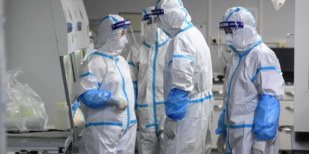 FIB direktors uzskata, ka Covid-19 pandēmiju izraisīja noplūde laboratorijā Ķīnā