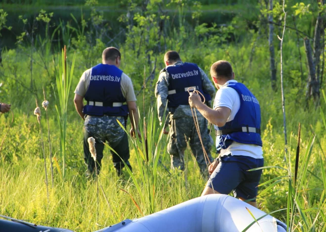 Bezvēsts pazudušā cilvēka tuvinieki noklusē meklētājiem būtisku informāciju par smagu atkarību