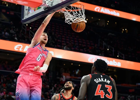Kristaps Porziņģis ar 25 gūtajiem punktiem bija otrs rezultatīvākais Vašingtonas komandā.