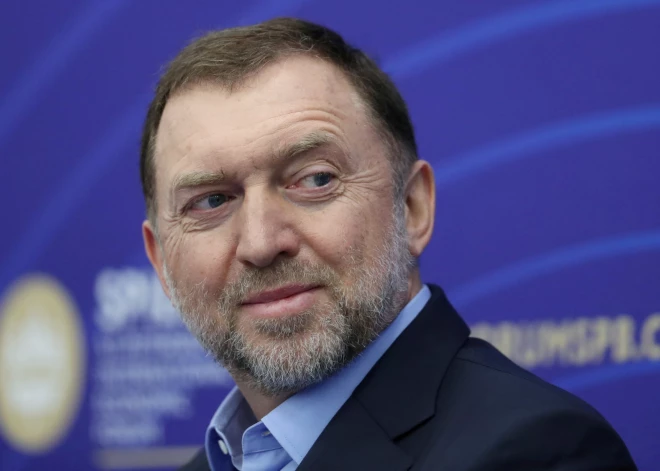 Krievijai nākamgad varētu pietrūkt naudas, paziņojis oligarhs Oļegs Deripaska