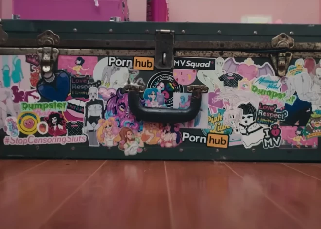 Вышел трейлер фильма Netflix о "темной стороне" PornНub
