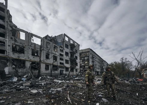 Lielākais būvlaukums pasaulē gaida celtniekus: uzņēmumi stājas rindā, lai atjaunotu Ukrainu