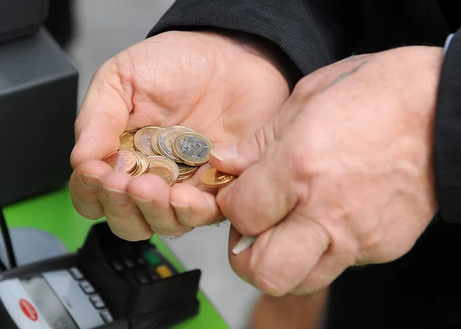 Ikdienas tēriņi, celojums vai iekārots pirkums. Kā Latvijas iedzīvotāji plāno tērēt nodokļu deklarācijā iegūto naudu?