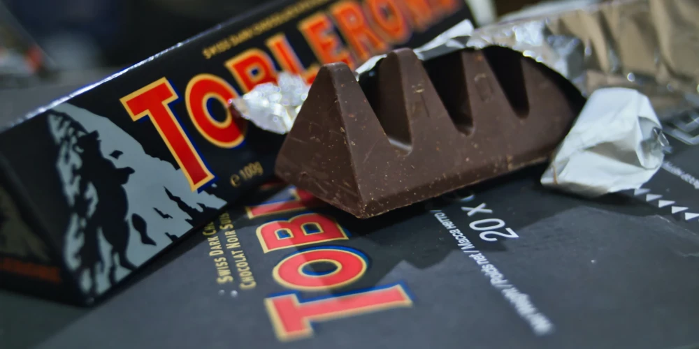 Силуэт горы Маттерхорн на упаковке Toblerone