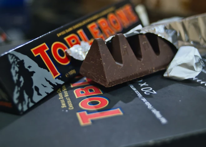 Из-за "переезда" шоколад Toblerone лишится известного дизайна