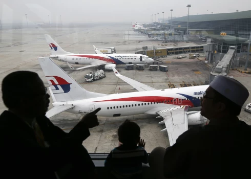 Lielākā aviācijas neatrisinātā mīkla. Kas pirms 9 gadiem notika ar joprojām pazudušo Malaizijas lidmašīnu un tās pasažieriem