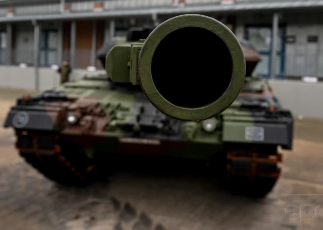 Polija šonedēļ nosūtīs Ukrainai desmit tankus "Leopard 2"