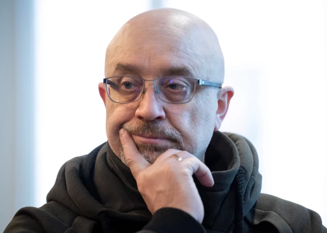 Rezņikovs: Ukrainai nepieciešams četras reizes vairāk artilērijas šāviņu, nekā ES grasās piegādāt