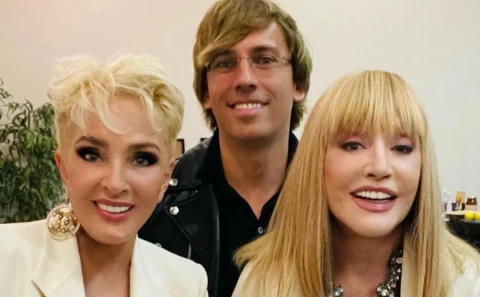 Знакомые все лица! В Сети появилось новое селфи Пугачевой, Галкина и Вайкуле