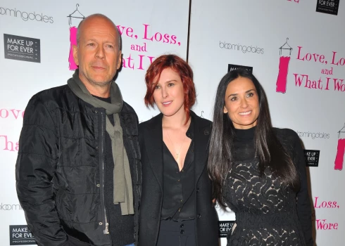 Brūss Villiss ar vecāko meitu Rūmeru un šķirto sievu Demiju Mūru 2011. gadā.