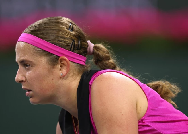 Ostapenko zaudē Indianvelsas "WTA 1000" turnīra trešajā kārtā