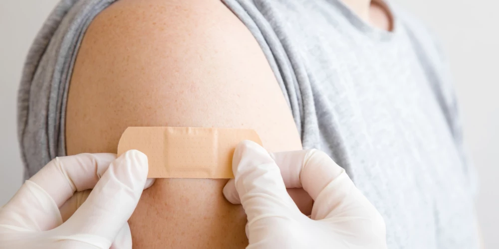 VM izstrādā grozījumus par cilvēka papilomas vīrusa vakcīnas nodrošināšanu arī zēniem