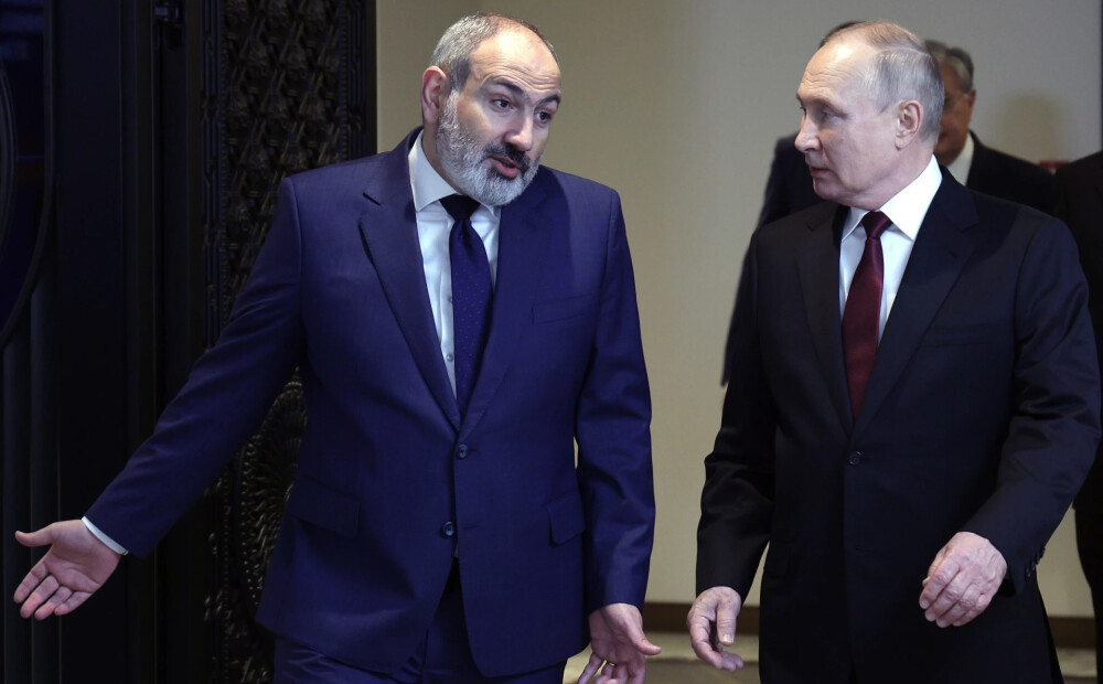 Armēnijas premjerministrs žēlojas Putinam par krievu miera uzturētājiem