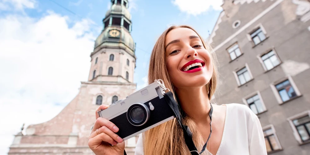 В целом в январе 2023 года в латвийских туристических объектах обслужено 120,1 тыс. гостей, что на 51,5% больше, чем в январе 2022 года