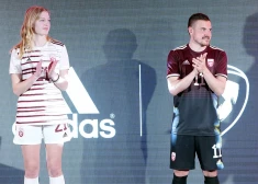 Prezentē Latvijas vīriešu futbola izlases jaunās formas un izziņo marta sastāvu