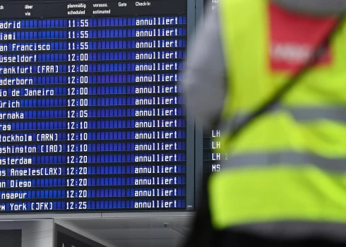 Četrās Vācijas lidostās streiku dēļ tiks atcelts 681 reiss