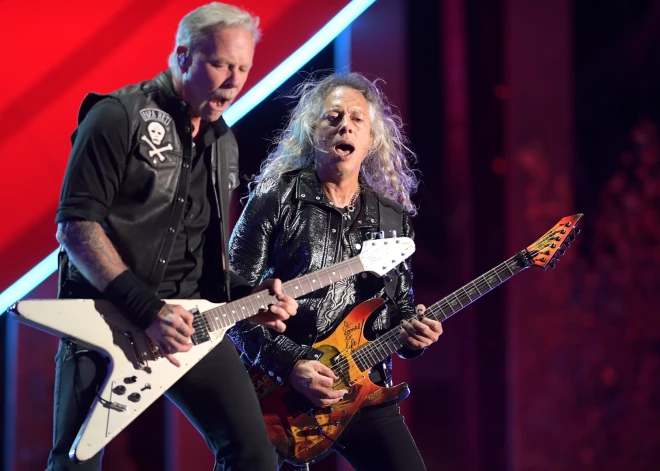 Metallica купила завод по производству винила