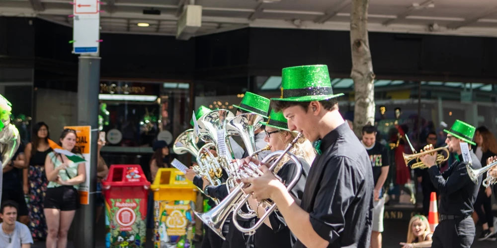 Svētā Patrika diena ir reliģiski svētki, kurus vairākās valstīs svin katra gada 17. martā par godu Īrijas aizgādnim Svētajam Patrikam. Svētā Patrika diena ir oficiāla brīvdiena Īrijā, Ziemeļīrijā, Kanādas provincē Ņūfaundlendā un Labradorā, kā arī Britu aizjūras teritorijā Montserratā.