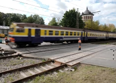 Возобновлено движение поездов на участке Торнякалнс-Олайне